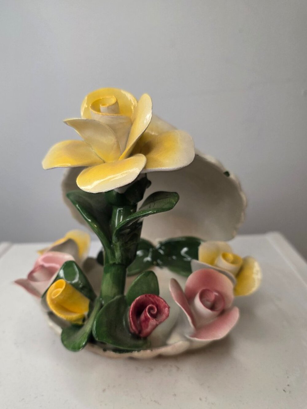 Nuova Capodimonte Italy Porcelain Flowers in Clam Shell